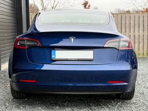 212 Tesla Model 3 Standard Plus - Image 3