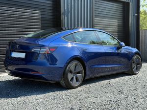 212 Tesla Model 3 Standard Range Plus - Image 3