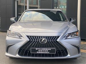 Lexus ES 300H - Image 2