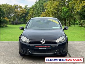 Volkswagen Golf 1.2TSI , AUTO // PRISTINE - Image 2