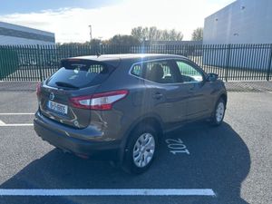 Nissan Qashqai 1.2 PETROL, LOW MILEAGE, NEW NCT, F - Image 3
