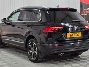 Volkswagen Tiguan Diesel Estate - Image 3