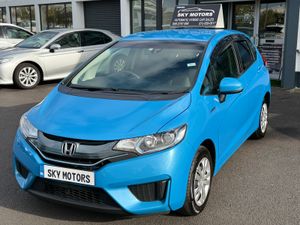 2015 Honda Jazz/Fit1.5 Hybrid,Top Specs ,60K Miles - Image 2