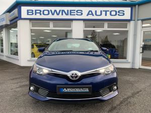 2016 Toyota Auris icon low mileage - Image 3