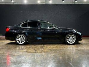 BMW 3-Series "LOW MILEAGE" 330E HYBRID 2.0L AUTOMA - Image 3