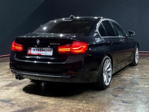 BMW 3-Series "LOW MILEAGE" 330E HYBRID 2.0L AUTOMA - Image 4