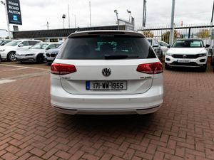 VOLKSWAGEN PASSAT 1.6 TDI COMFORTLINE ESTATE - Image 4