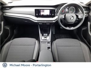 Skoda Octavia Octavia AMB 2.0tdi 115HP DSG - Image 3