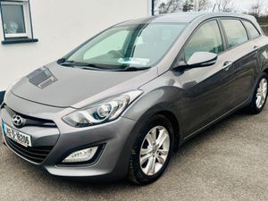 2014 HYUNDAI I30 ESTATE LOW KMS - Image 2