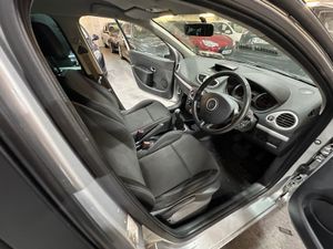 2012 Renault Clio 1.2 Petrol  DYNAMIQUE - Image 4