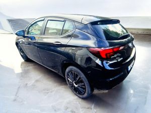2018 Opel Astra 1.4i  Petrol (150PS) Elite - Image 4