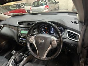 2016 Nissan X-Trail 1.6d SV 7 Seats Design Pack - Image 4