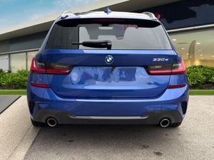 212 Bmw 330 M-sport Xdrive Huge Spec - Image 3