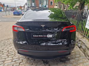 2023 (232) Tesla Model Y Performance AWD - Image 4