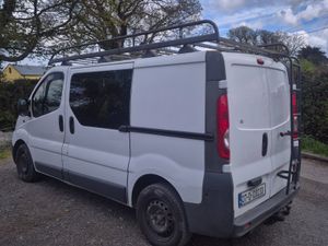 2007 vauxhall traffic van  crew cab Cvrted - Image 4