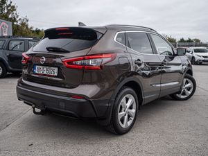 2018 Qashqai 1.2/Sunroof/New NCT/1yr warranty - Image 3