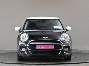 MINI Cooper 1.5 Cooper Auto 5DR  bi-tone Roof - Image 2