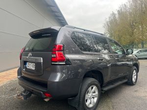 Toyota Land Cruiser 2022 - Image 3