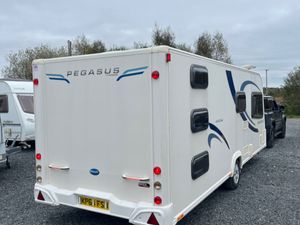 Bailey 6 Berth Fixed Triple Bunk Caravan - Image 4