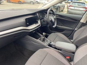 Skoda Octavia Octavia AMB 2.0tdi 115HP - Image 3