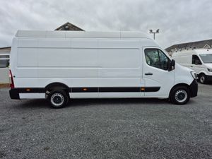RENAULT MASTER BUSINESS INCLUDES VAT - Image 3