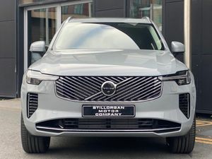 Volvo XC90 T8 - Image 2