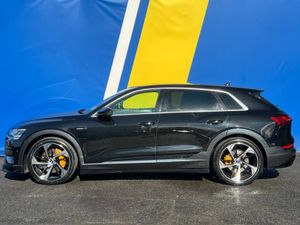Audi e-tron 50 QUATTRO RS-PERFORMANCE // LOW MILEA - Image 3