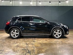 Mercedes-Benz GLA 1.6 PETROL AUTO - FULL LEATHER/H - Image 3