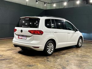 Volkswagen Touran 1.4 PETROL AUTO - 7 SEATER - REV - Image 4