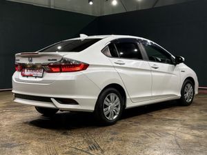 Honda Grace PETROL HYBRID 1.5L - DIGITAL A/C - CRU - Image 3