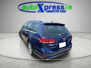 Volkswagen Golf 1.2 TSI Automatic, Reversing camer - Image 3