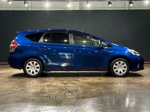Toyota Prius ESTATE 1.8 PETROL HYBRID - DIGITAL A/ - Image 3