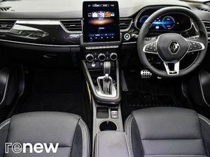Renault Arkana Engineered E-tech Hybrid 145 Auto - Image 3
