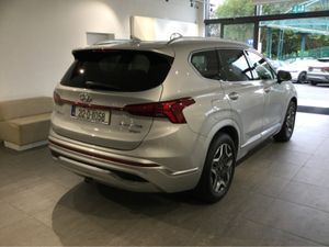 Hyundai Santa Fe PLUG IN HYBRID - Image 2