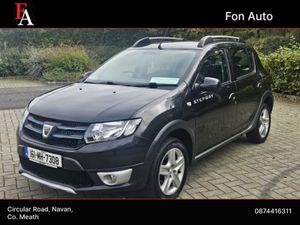 Dacia Sandero Stepway 1.5 DIESEL LAUREATE DCI MODE - Image 3