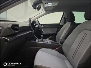 SEAT Leon Diesel Estate SE Dynamic - Image 3