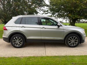 2017 Volkswagen Tiguan Comfortline 2.0 150 Bhp - Image 3
