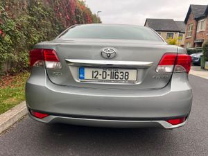 Toyota Avensis 2012 LOW MILEAGE - Image 4