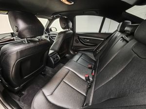 BMW 3-Series 320D M-Sport Automatic, Reversing cam - Image 4