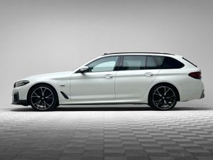 BMW 5-Series 530E M SPORT - Image 4