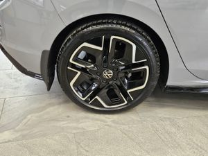 251 VOLKSWAGEN GOLF R-LINE - Image 4