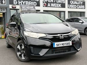 2017 Honda Fit 1.5 Petrol Hybrid ,Auto ,32K Miles - Image 2