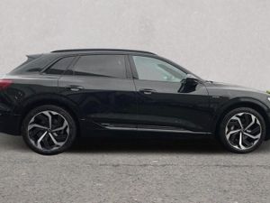 212 Audi Etron Black Edition 55 Quattro - Image 2