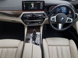 BMW 5 Series 520d M Sport - Image 4