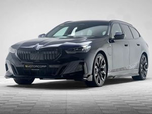BMW 5-Series 530E M SPORT - Image 3