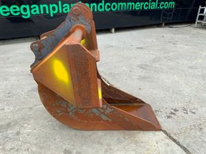 S45 TILT ROTATOR ROAD CROSSING BUCKET.....183 - Image 4