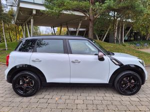 2.0D SD COOPER S INDIVIDUAL - Image 2