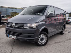 2017 Transporter 2.0tdi/New CVRT/Belt done/Warrant - Image 4