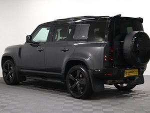 Land Rover Defender 110 D300 Mhev X-dynamic HSE - Image 4