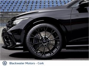 Volkswagen Golf GOLF R BLACK EDITION 2.0 TSI 333BH - Image 4